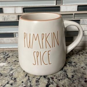 Rae Dunn By Magenta 2023 PUMPKIN SPICE Coffee Tea Mug Fall Halloween Cozy NEW